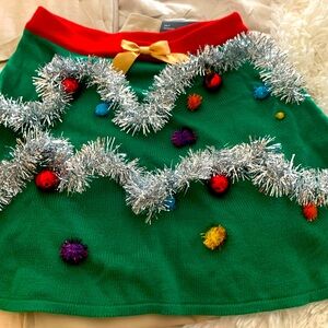NWOT fun Christmas skirt 🎄🎅